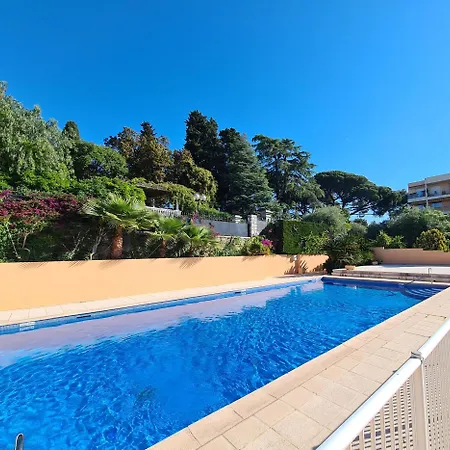 Apartment Grande Terrasse A 5 Min De La Nice
