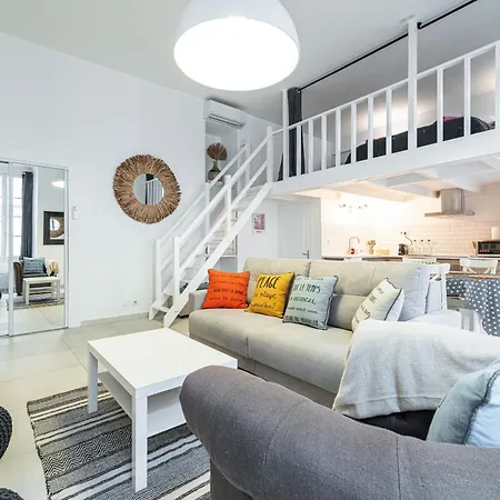 Apartment La Petite Chaise Bleue Nice