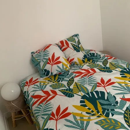 Apartment Avec 2 *