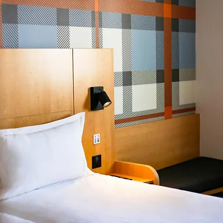 Easyhotel Palais Des Congrès – Old Town 2* Nizza