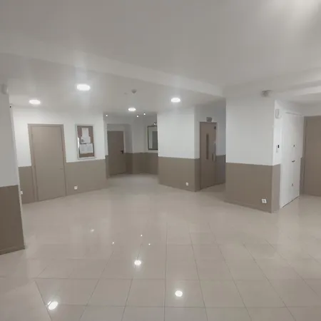 Lovely Studio Air Conditonned City Center Nice