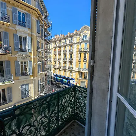 Apartment L'echappee De Riviera I Centre-ville I Climatise I Proche Gare Et I Ideal Couple Et Famille *