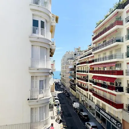 Luxuriously Furnished Bright Newly Renovated Oasis Nice