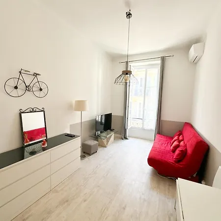 L'echappee De Riviera I Centre-ville I Climatise I Proche Gare Et I Ideal Couple Et Famille