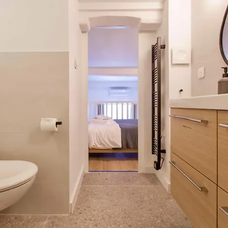 Apartment Suede Promenade Duplex At 1 Min From The Sea 2 Bathrooms Nice