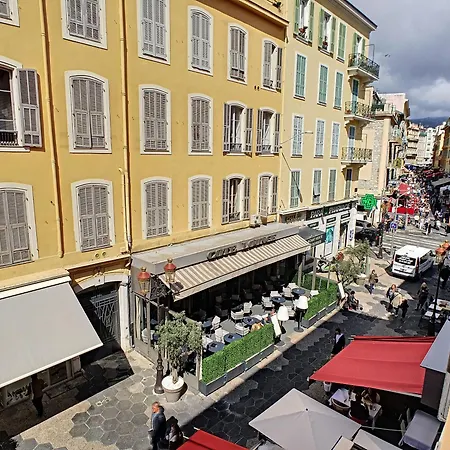 Nestor&jeeves - Red Touch - - Close Sea Appartement