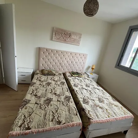 F4 80m2 Fabron, Parking Apartment *