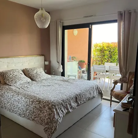 Joli 3 Pieces Ensoleille Sur Les Hauteurs De Apartment *