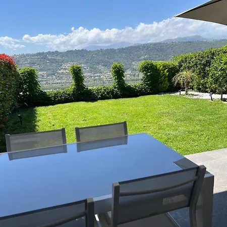 Joli 3 Pieces Ensoleille Sur Les Hauteurs De Appartement *
