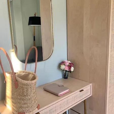 Charming Studio With Terrace Apartment *