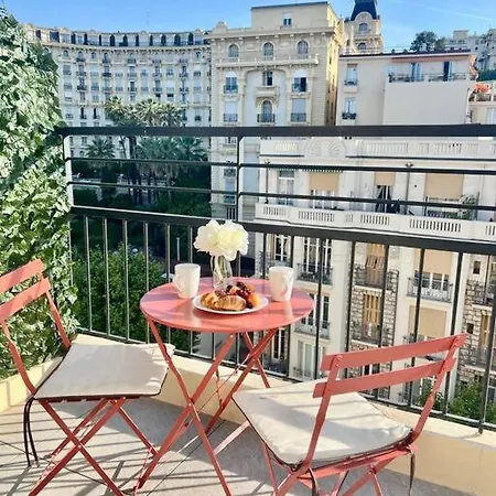 Charming Studio With Terrace *