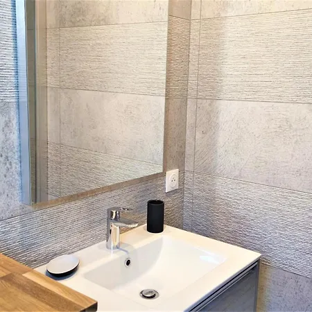 Apartment Lamartine Hypercentre 511