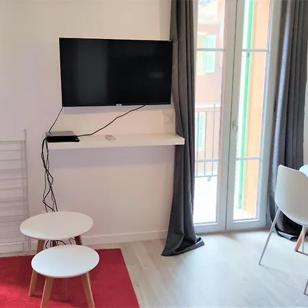 Apartment Centre Delille 19