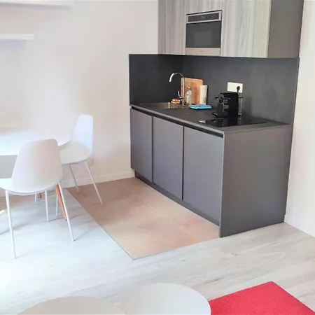 Centre Delille 19 Apartment Nice