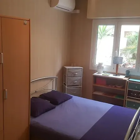 6 Couchages Proche Centre, Grande Terrasse Apartment *