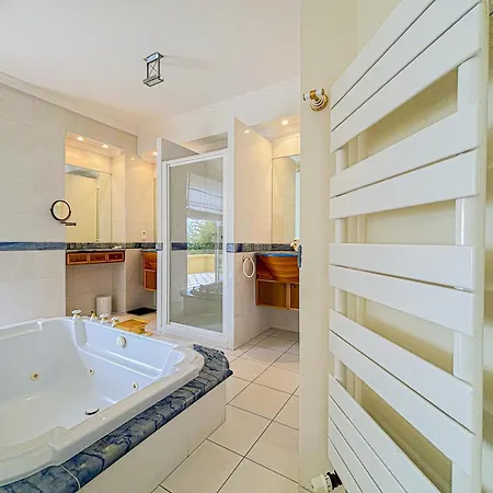 Mont Boron - Wifi, Ac, 4 Pers, Piscine, Parking Apartment Nice