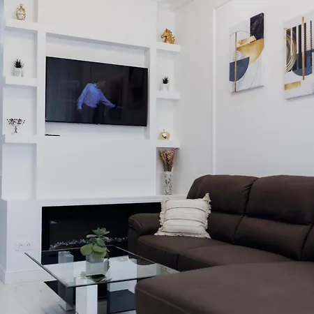 3 Pieces Promenade Apartment *