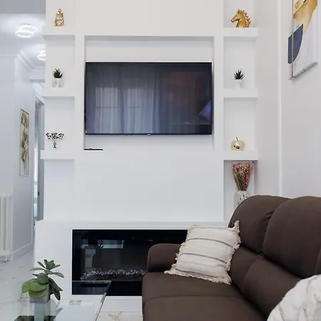 3 Pieces Promenade Apartment *