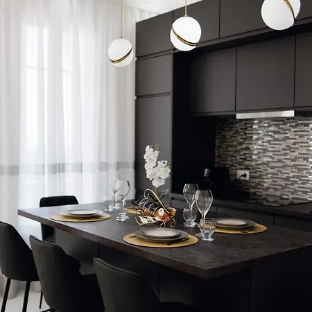 3 Pieces Promenade Apartment