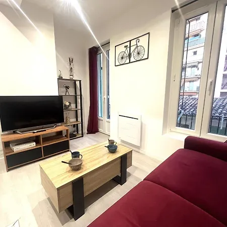 Republique Centre 21 Apartment *