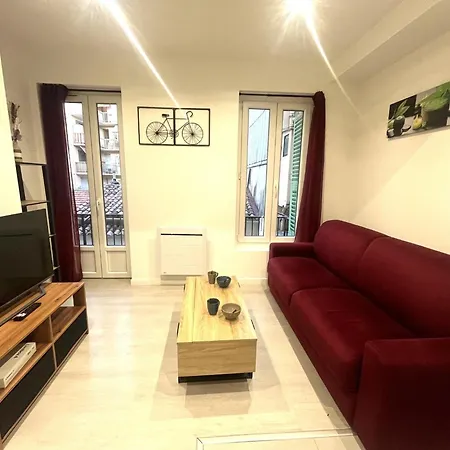 Apartment Republique Centre 21