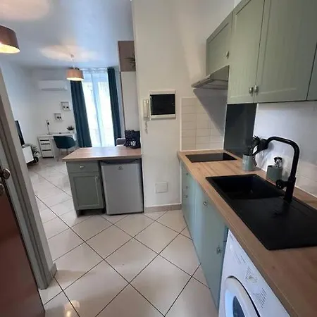 Apartment Dans Proche Nice