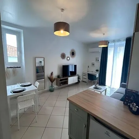Apartment Dans Proche Nice