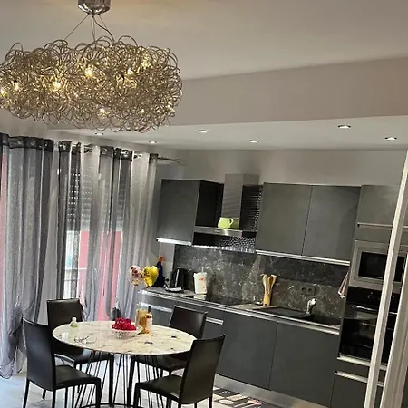 Gorgeous 2 Bedrooms * Nice