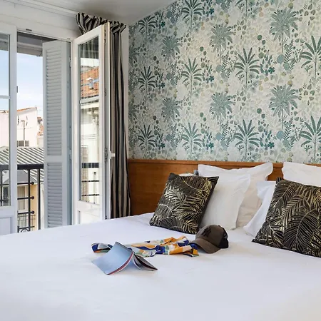 Hotel Azurea 3*