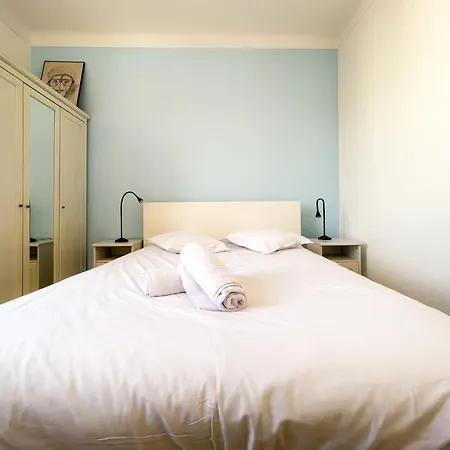 Gambetta Apartment