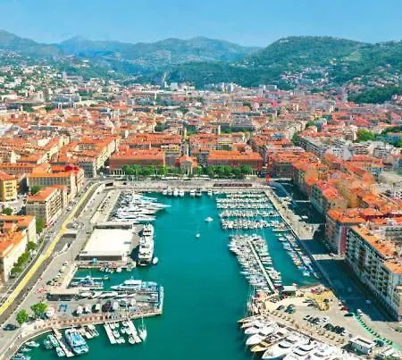 Le Palais Du Chateau Port De Antiquaires Apartman *