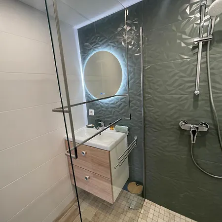 Homelivia Av Jean Medecin Apartament
