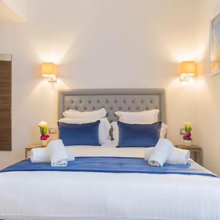 Отель Azur Riviera