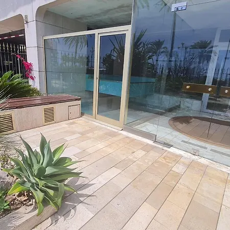 Apartment Petit Promenade Des *