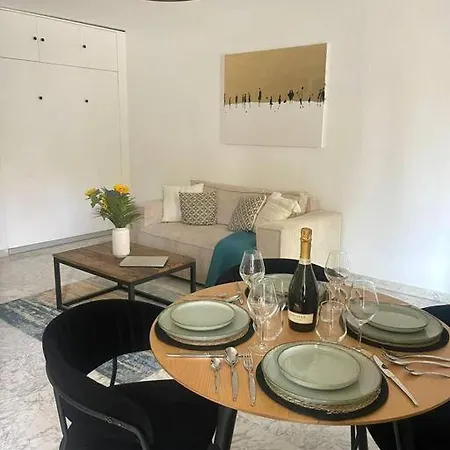 Cosy 2 P,a Deux Pas De La Plage, Calme-parking * Nice