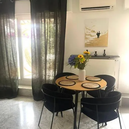 Cosy 2 P,a Deux Pas De La Plage, Calme-parking * Nice