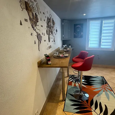 En Duplex Apartment