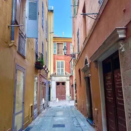 Apartment In Old Town - 2min Beach, Restaurant & Bars Nice