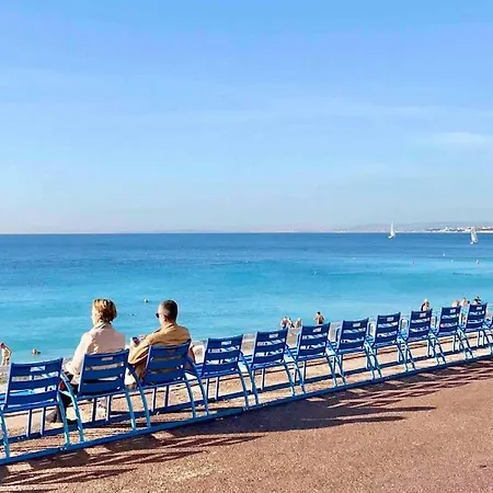 Apartment In Old Town - 2min Beach, Restaurant & Bars Nice