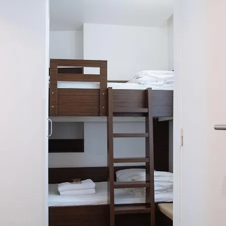 & Monsigny Otel 3*