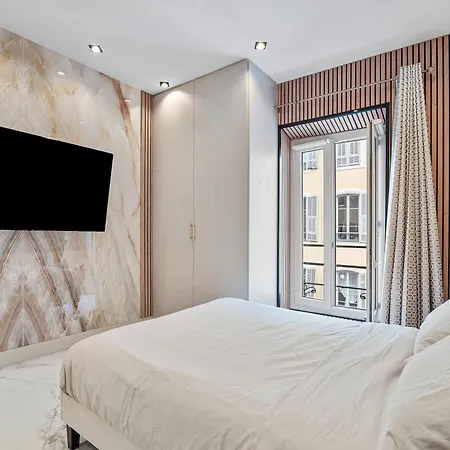 Renting - 8france - Luxury & Comfort Jacuzzi Massena * Nice