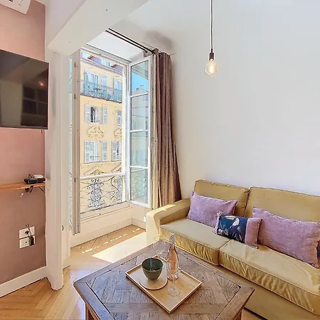Apartment Nestor&jeeves - Trip - - Balcony *