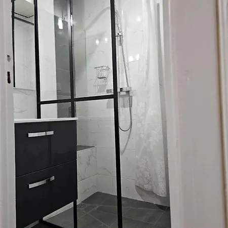 Proche Aeroport Appartement