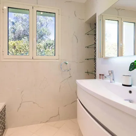 Savannah Vi4356 By Riviera Homes
