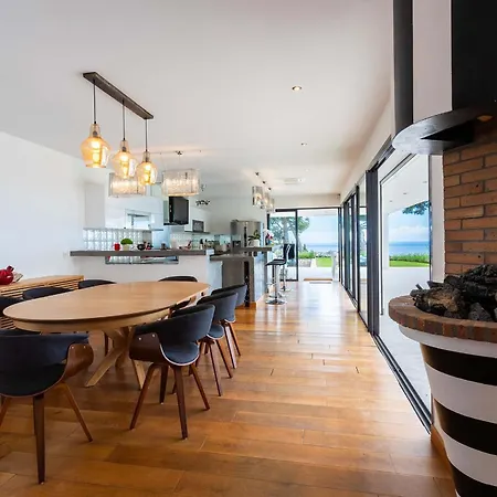 Adriana Vi4411 By Riviera Homes Villa *