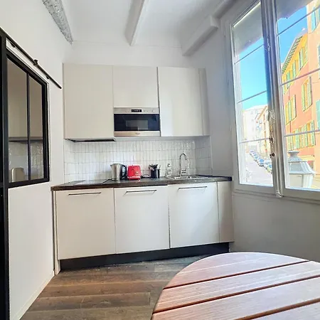 Charming Old Apartment Nice