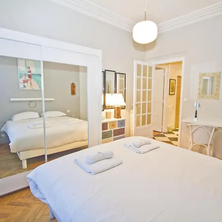 Rivoli Center Apartment *