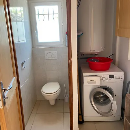 Apartment Magnifique Studio, Piscine, Parking Nice
