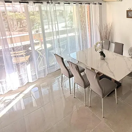 2 6 Couchages Au Coeur De Port Apartment *