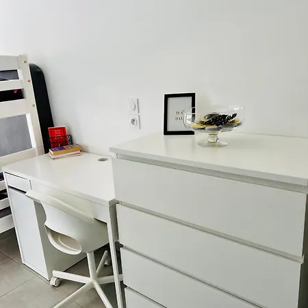 Apartment Studio Cosy Et Moderne Nice